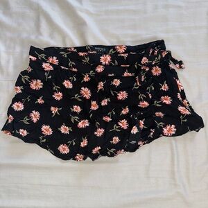 Forever 21 High Waist Black and Pink Floral Shorts